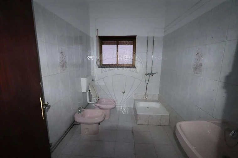 Apartamento T3 para Venda em Quinta do Conde Foto 3