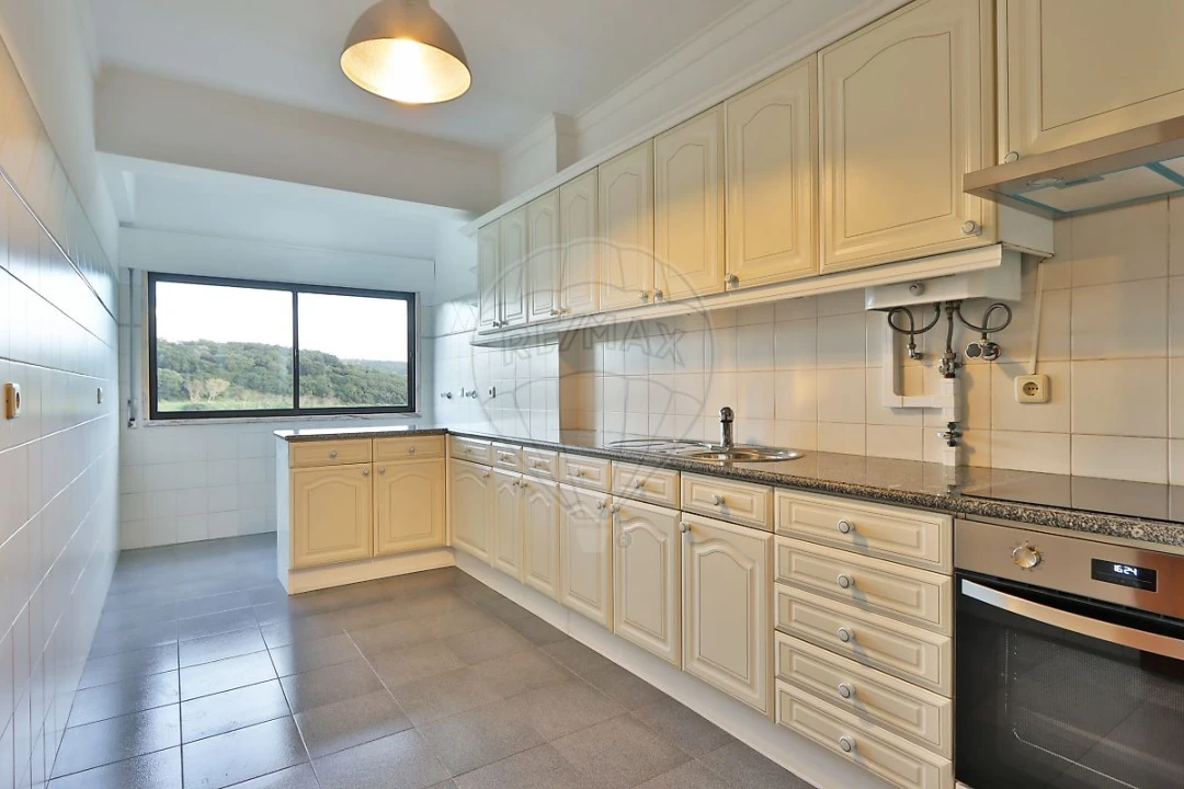 Apartamento T2 para Venda em Barcarena Foto 5