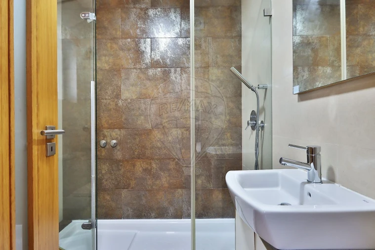 Moradia T4 para Venda em Rio de Mouro Foto 22