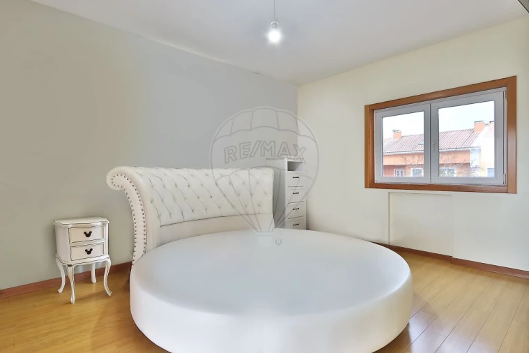 Moradia T4 para Venda em Rio de Mouro Foto 15