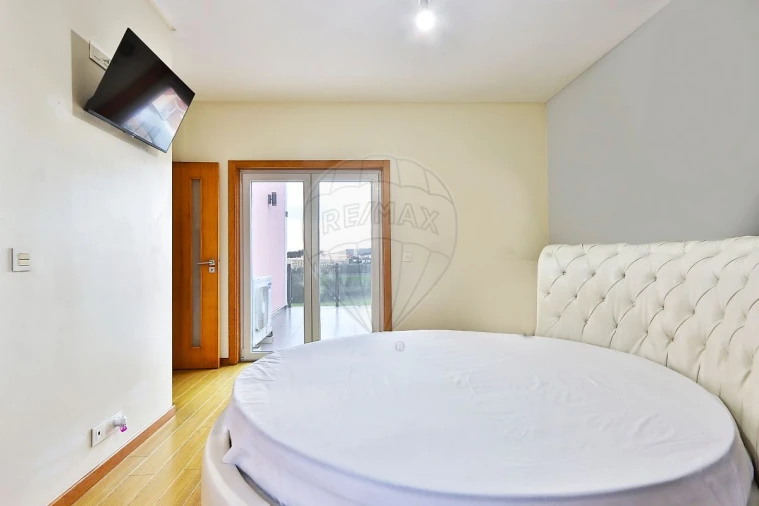 Moradia T4 para Venda em Rio de Mouro Foto 18