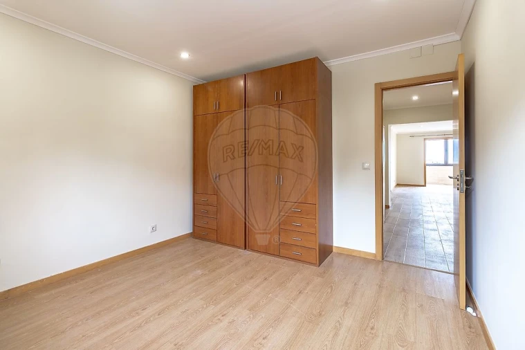 Apartamento T2 para Venda em Mafamude e Vilar do Paraíso Foto 17