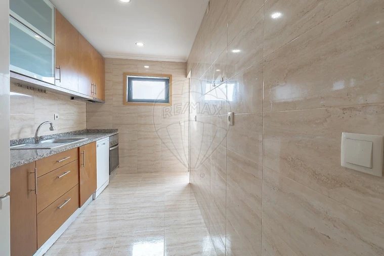 Apartamento T2 para Venda em Mafamude e Vilar do Paraíso Foto 10