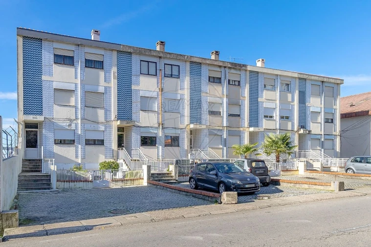 Apartamento T2 para Venda em Mafamude e Vilar do Paraíso Foto 2