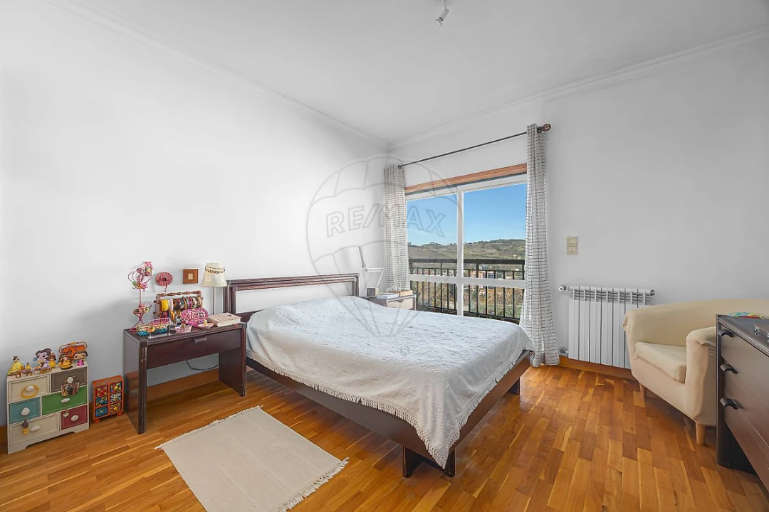 Apartamento T4 para Venda em Santa Maria, São Pedro e Matacães Foto 9