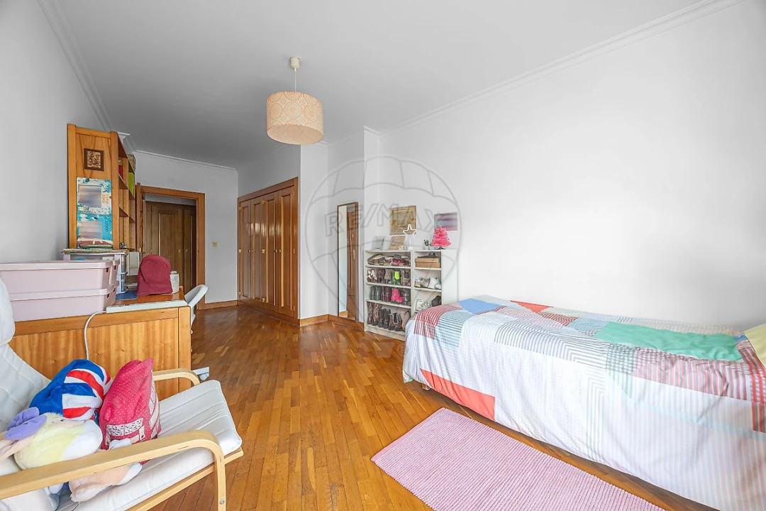 Apartamento T4 para Venda em Santa Maria, São Pedro e Matacães Foto 12