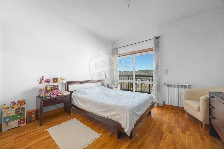 Apartamento T4 para Venda em Santa Maria, São Pedro e Matacães Foto 9