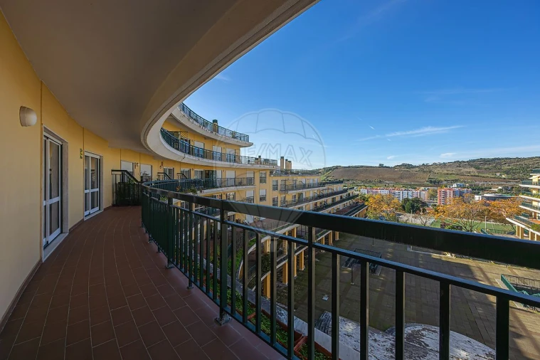 Apartamento T4 para Venda em Santa Maria, São Pedro e Matacães Foto 4