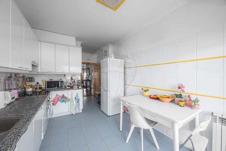 Apartamento T4 para Venda em Santa Maria, São Pedro e Matacães Foto 6