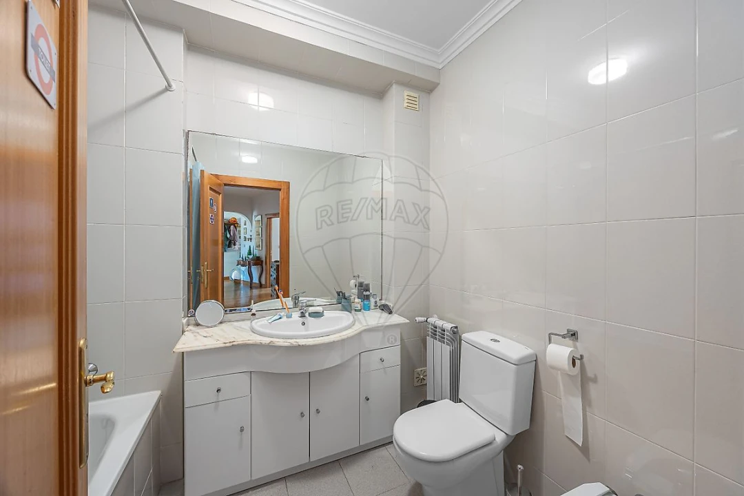 Apartamento T4 para Venda em Santa Maria, São Pedro e Matacães Foto 18