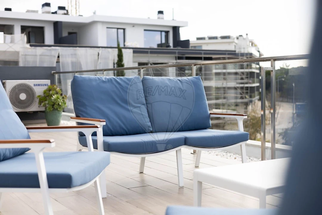 Apartamento T4 para Venda em Charneca de Caparica e Sobreda Foto 36