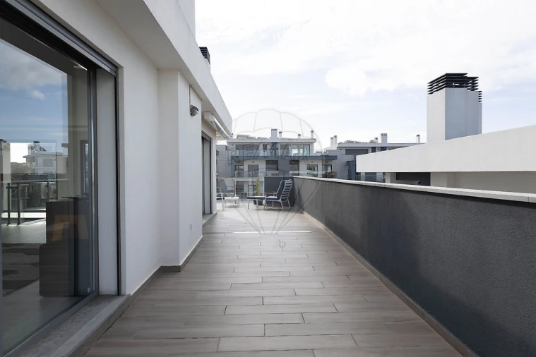 Apartamento T4 para Venda em Charneca de Caparica e Sobreda Foto 34