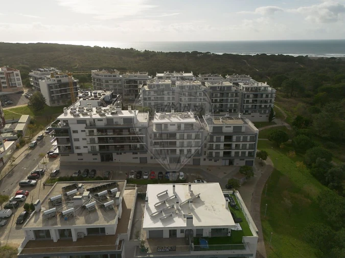Apartamento T4 para Venda em Charneca de Caparica e Sobreda Foto 48