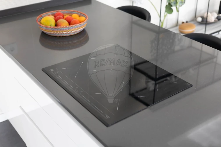 Apartamento T4 para Venda em Charneca de Caparica e Sobreda Foto 7