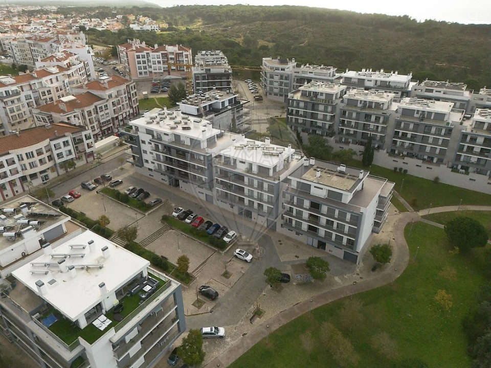 Apartamento T4 para Venda em Charneca de Caparica e Sobreda Foto 50