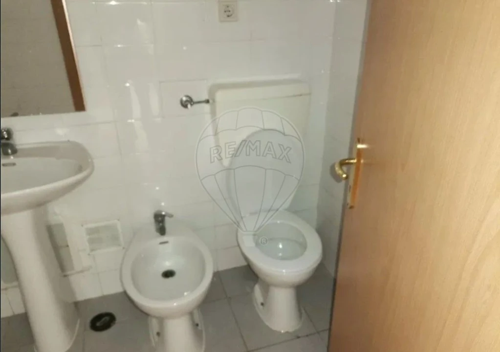 Apartamento T2 para Venda em Mina de Água Foto 10