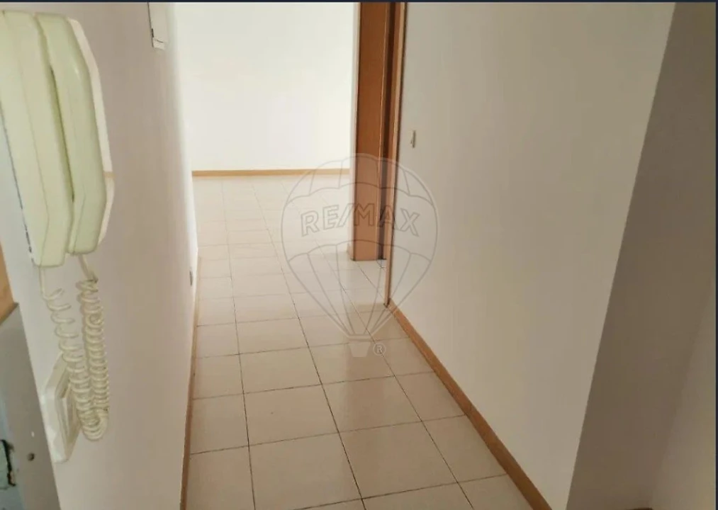 Apartamento T2 para Venda em Mina de Água Foto 6