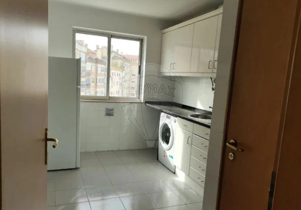 Apartamento T2 para Venda em Mina de Água Foto 9