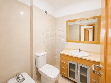 Apartamento T2 para Venda em Venteira