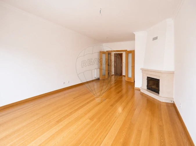 Apartamento T2 para Venda em Venteira Foto 12