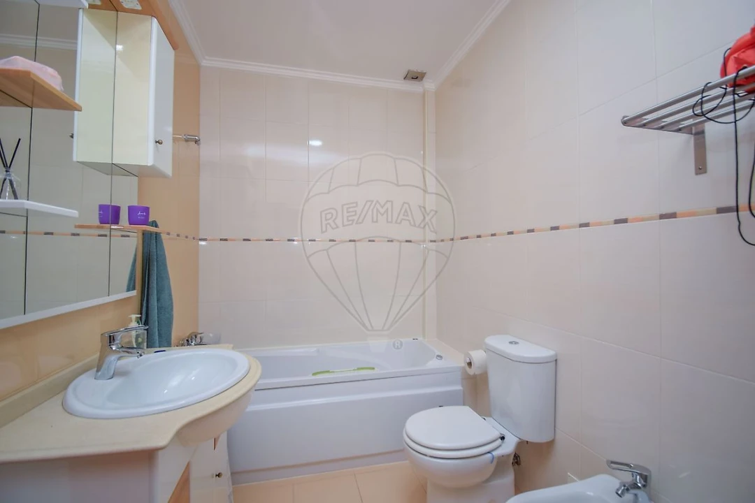 Moradia T3 para Venda em Vialonga Foto 18