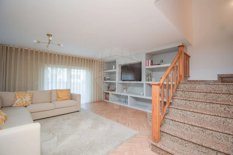 Moradia T3 para Venda em Vialonga