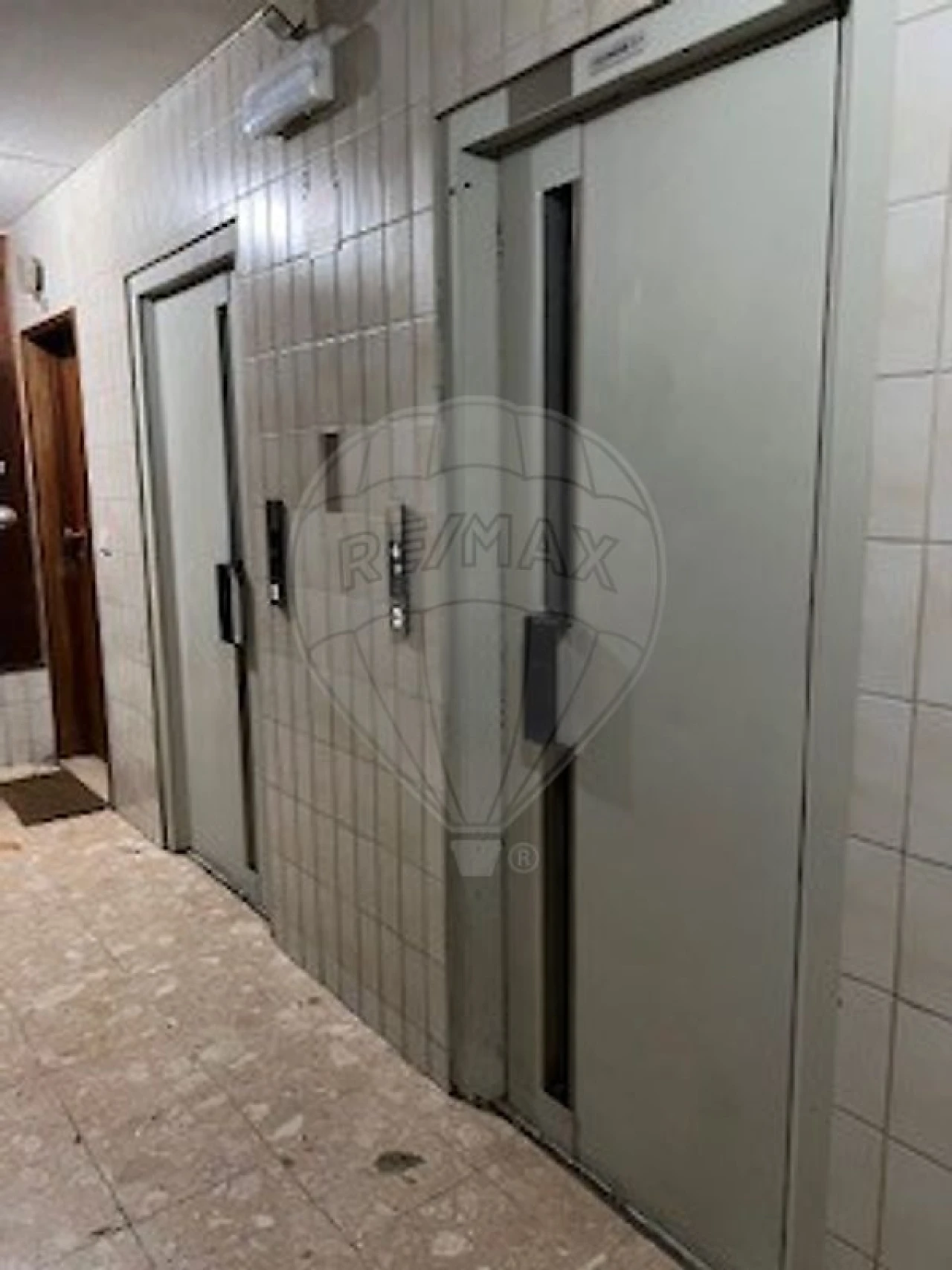 Apartamento T3 para Venda em Santo António dos Cavaleiros e Frielas Foto 15