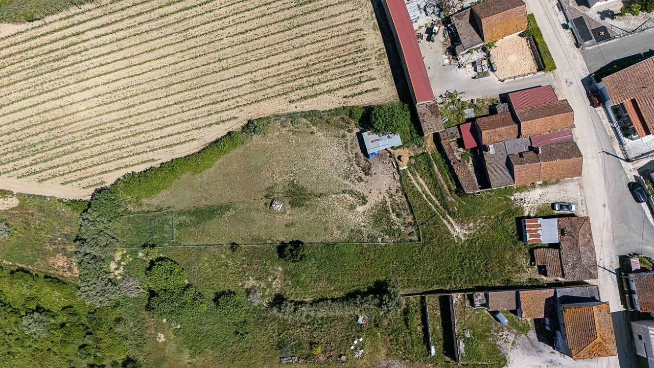 Moradia T4 para Venda em Ventosa Foto 37