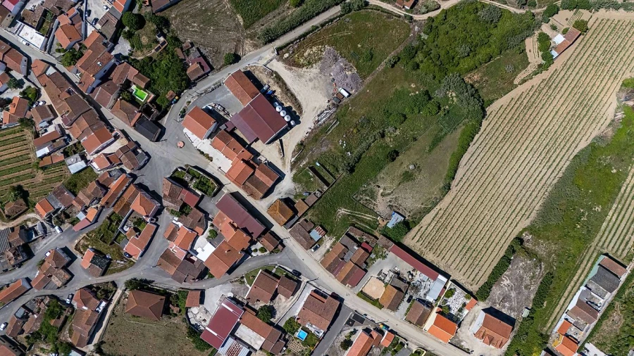 Moradia T4 para Venda em Ventosa Foto 46