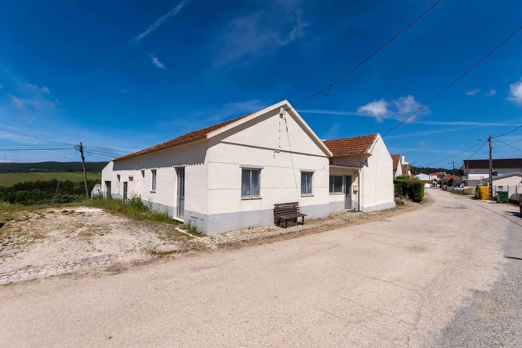 Moradia T4 para Venda em Ventosa Foto 12