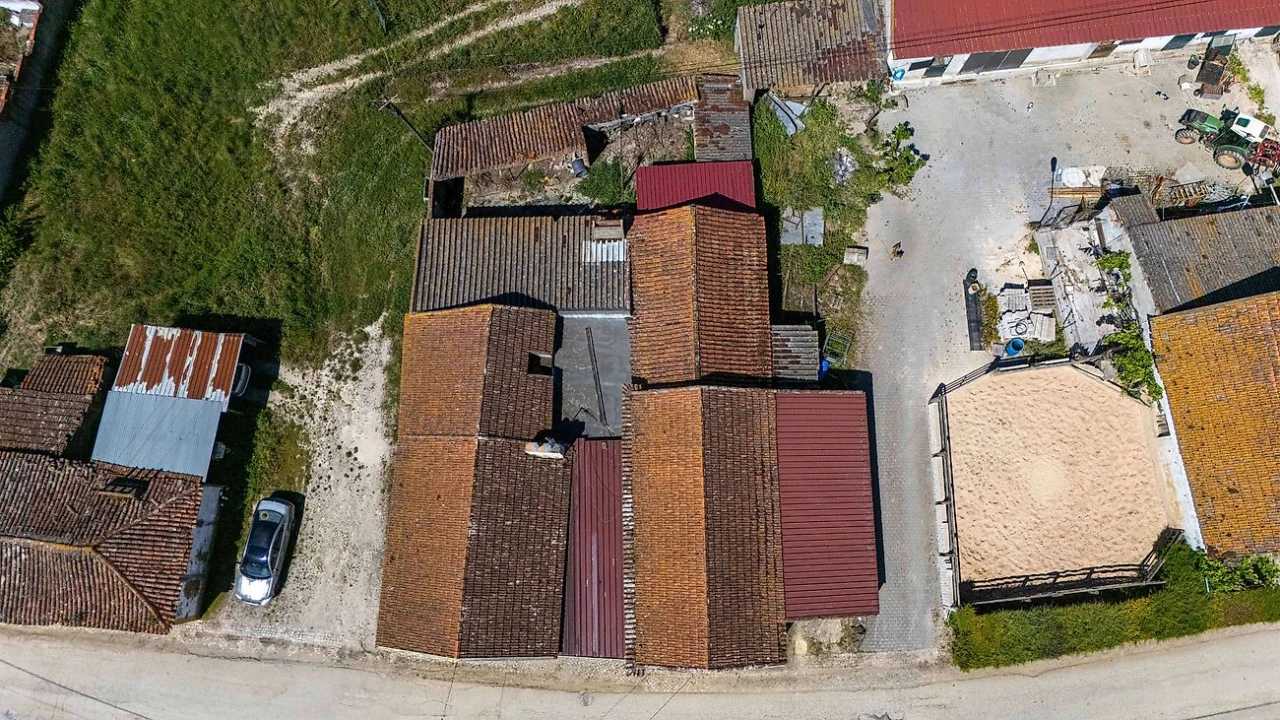 Moradia T4 para Venda em Ventosa Foto 34