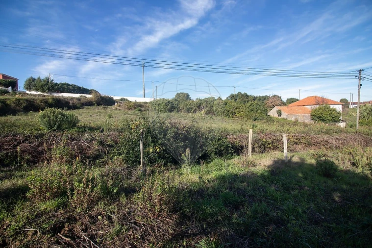 Moradia T3 para Venda em Alenquer (Santo Estêvão e Triana) Foto 2