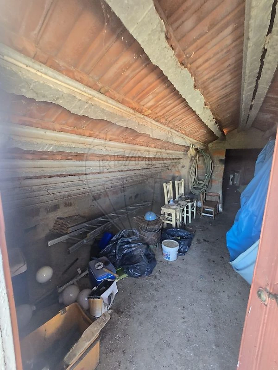 Moradia T2 para Venda em Santa Maria do Castelo e Santiago e Santa Susana Foto 15