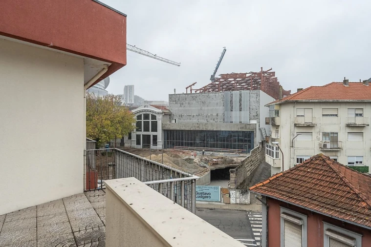 Apartamento T2 para Venda em Campanhã Foto 19