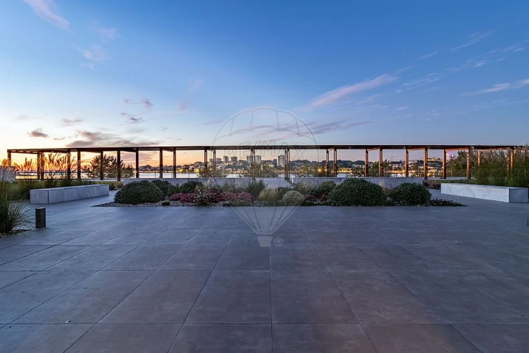 Apartamento T3 para Arrendamento em Canidelo Foto 27