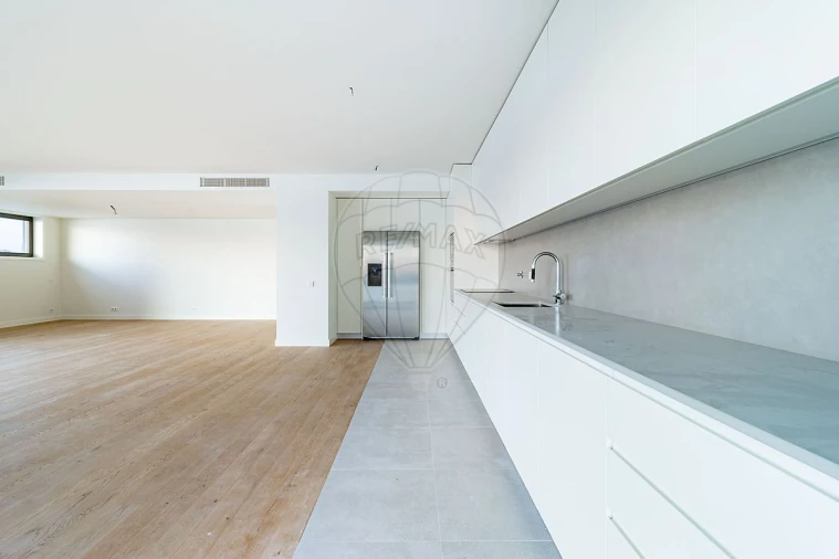 Apartamento T3 para Arrendamento em Canidelo Foto 10