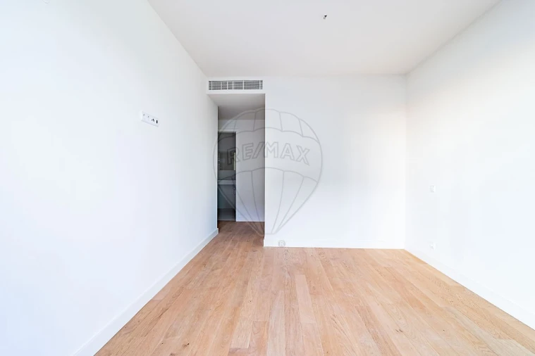 Apartamento T3 para Arrendamento em Canidelo Foto 23