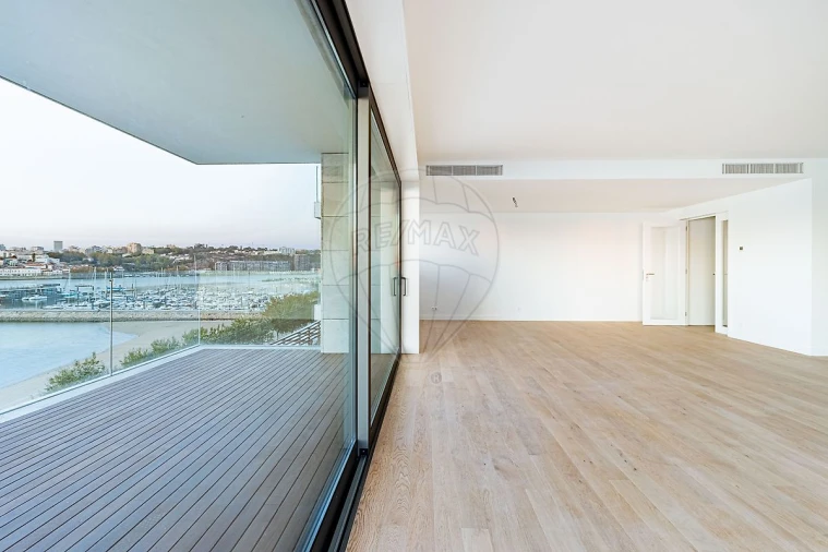 Apartamento T3 para Arrendamento em Canidelo Foto 7