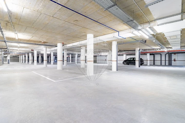 Apartamento T3 para Arrendamento em Canidelo Foto 24