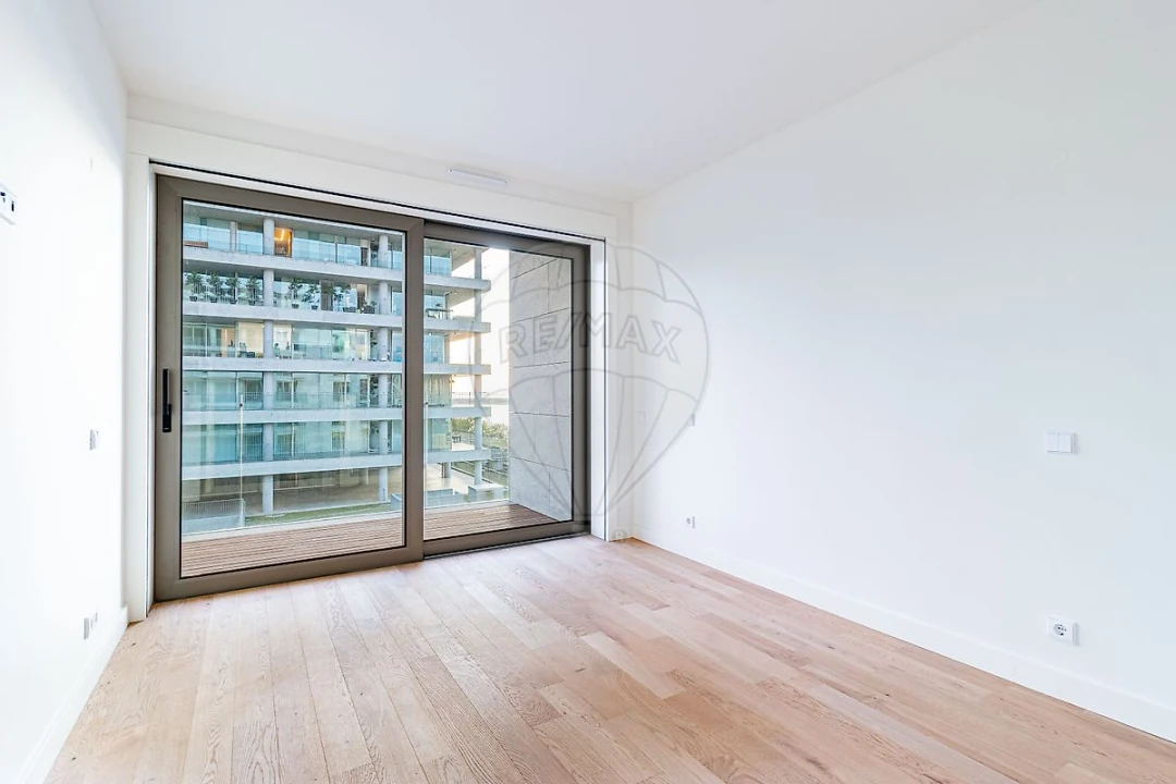 Apartamento T3 para Arrendamento em Canidelo Foto 14