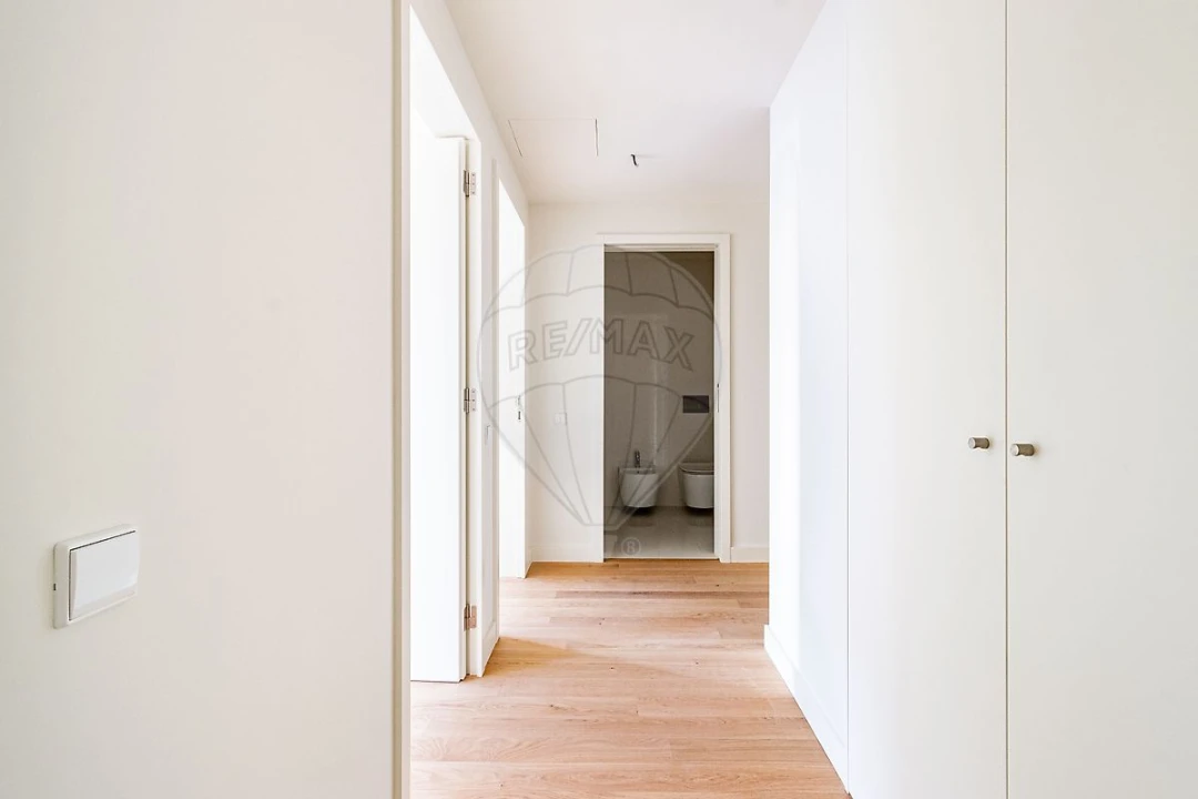 Apartamento T3 para Arrendamento em Canidelo Foto 16