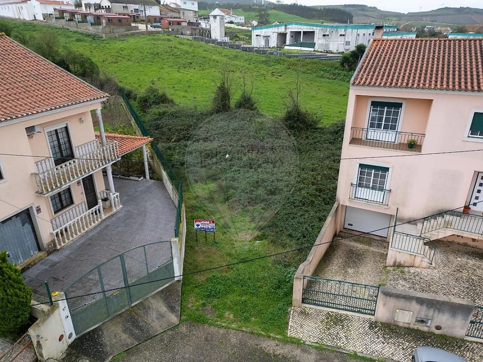 Terreno para Venda em Santo Quintino Foto 3