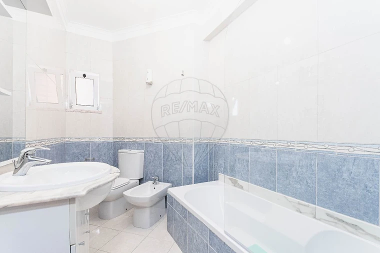 Apartamento T3 para Venda em Aveiras de Cima Foto 11