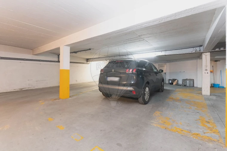 Apartamento T3 para Venda em Aveiras de Cima Foto 23