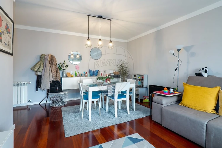 Apartamento T2 para Venda em Castêlo da Maia Foto 10