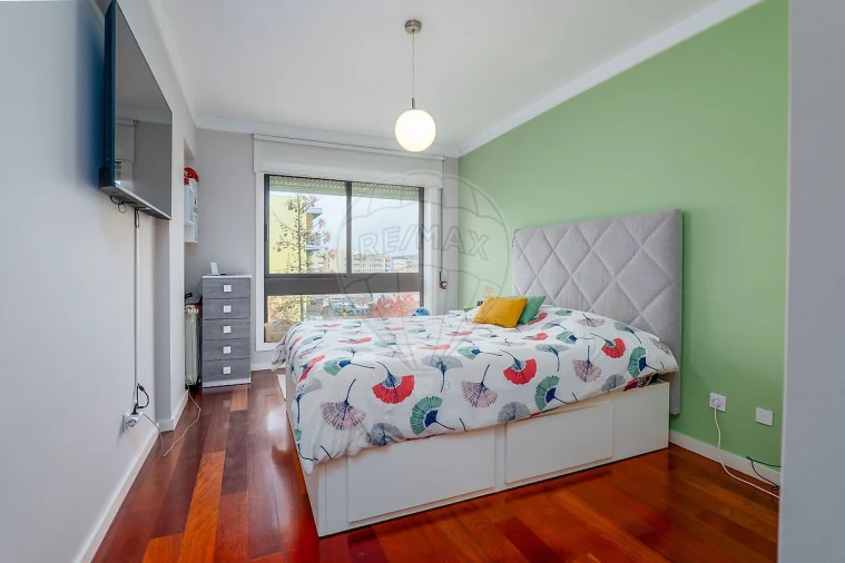 Apartamento T2 para Venda em Castêlo da Maia Foto 21