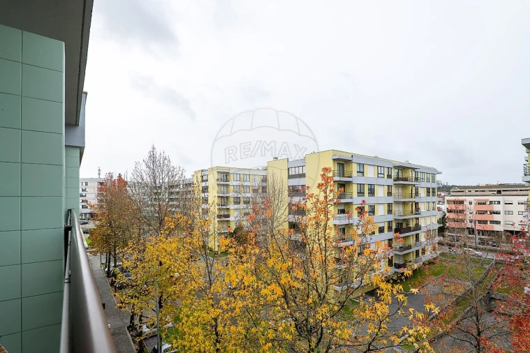 Apartamento T2 para Venda em Castêlo da Maia Foto 18