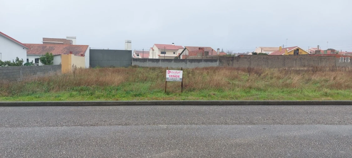 Terreno para Venda em Vieira de Leiria Foto 2