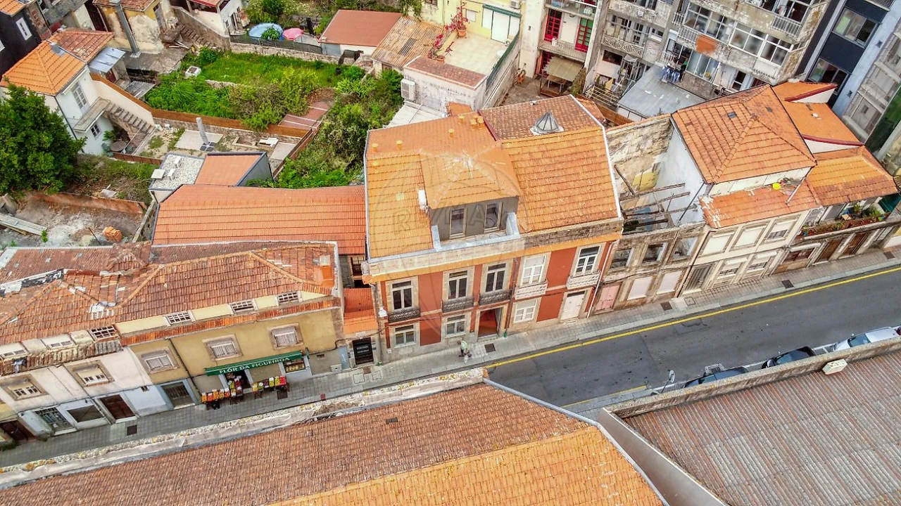 Apartamento T2 para Venda em Cedofeita, Santo Ildefonso, Sé, Miragaia, São Nicolau e Vitória Foto 32