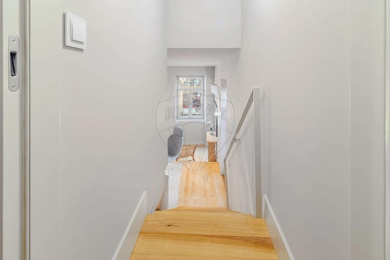 Apartamento T2 para Venda em Cedofeita, Santo Ildefonso, Sé, Miragaia, São Nicolau e Vitória Foto 21